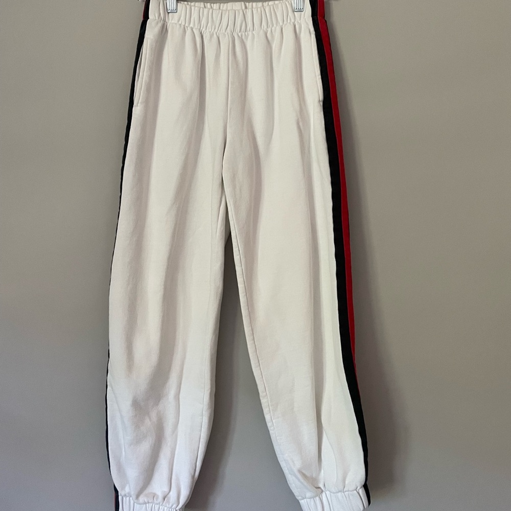 BRANDY MELVILLE STRIPE SWEATPANTS